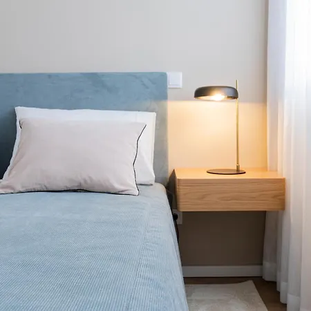 T2 Constituicao ポルト